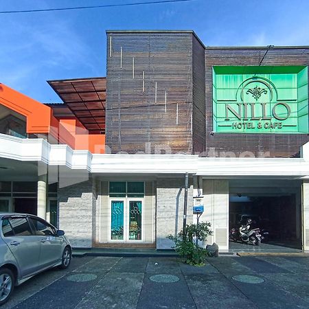 Nillo Hotel Kebumen Mitra Reddoorz Exteriör bild