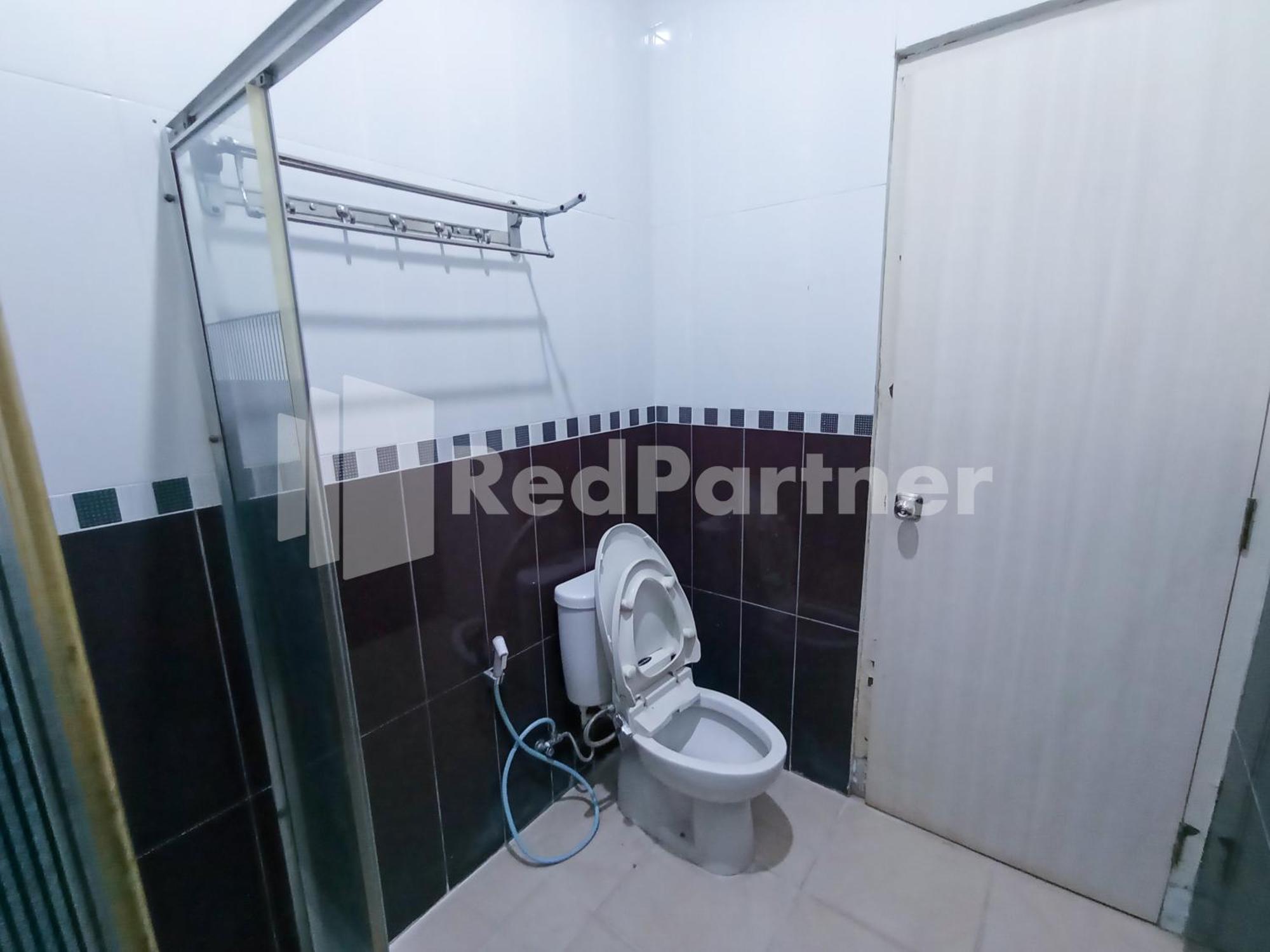 Nillo Hotel Kebumen Mitra Reddoorz Exteriör bild