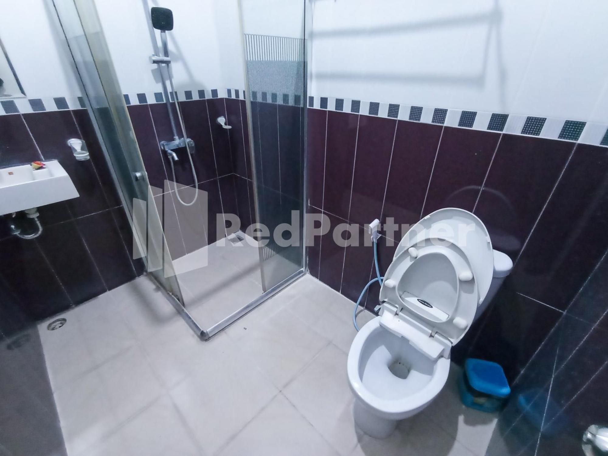 Nillo Hotel Kebumen Mitra Reddoorz Exteriör bild