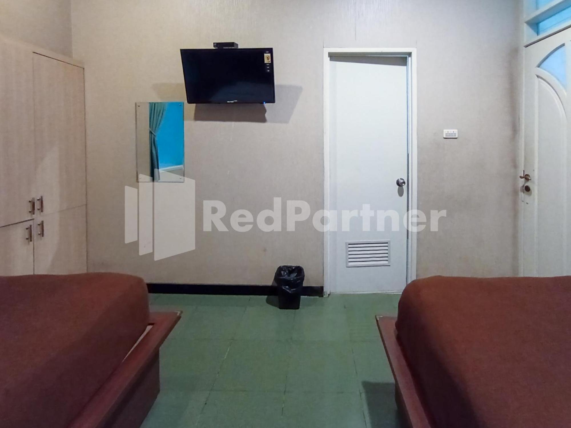 Nillo Hotel Kebumen Mitra Reddoorz Exteriör bild