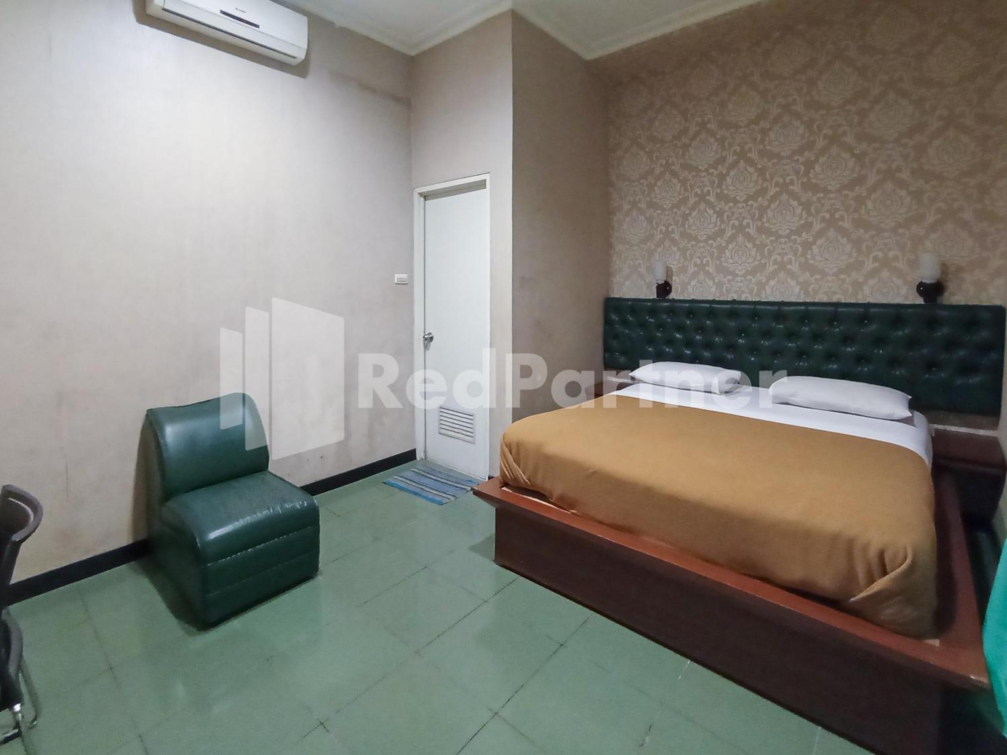 Nillo Hotel Kebumen Mitra Reddoorz Exteriör bild
