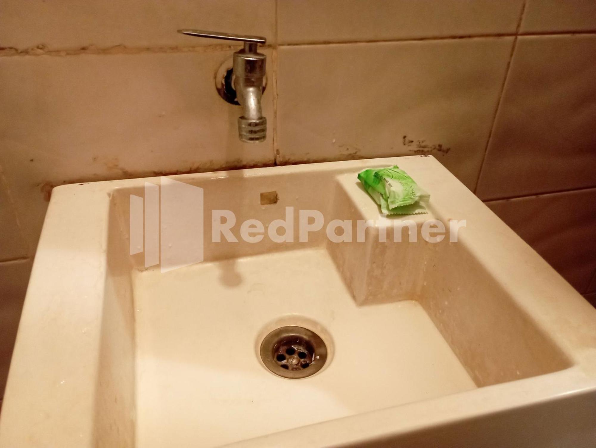 Nillo Hotel Kebumen Mitra Reddoorz Exteriör bild