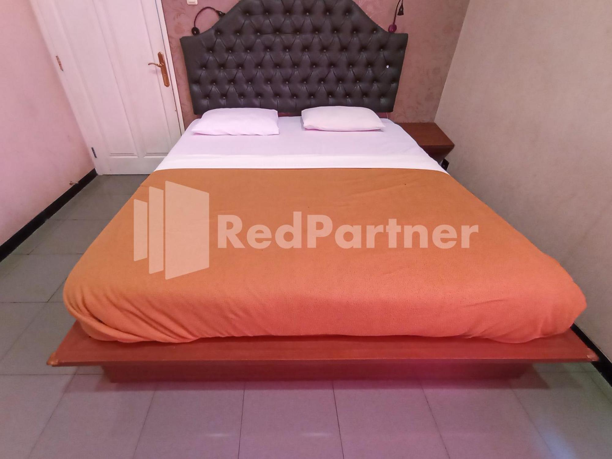 Nillo Hotel Kebumen Mitra Reddoorz Exteriör bild
