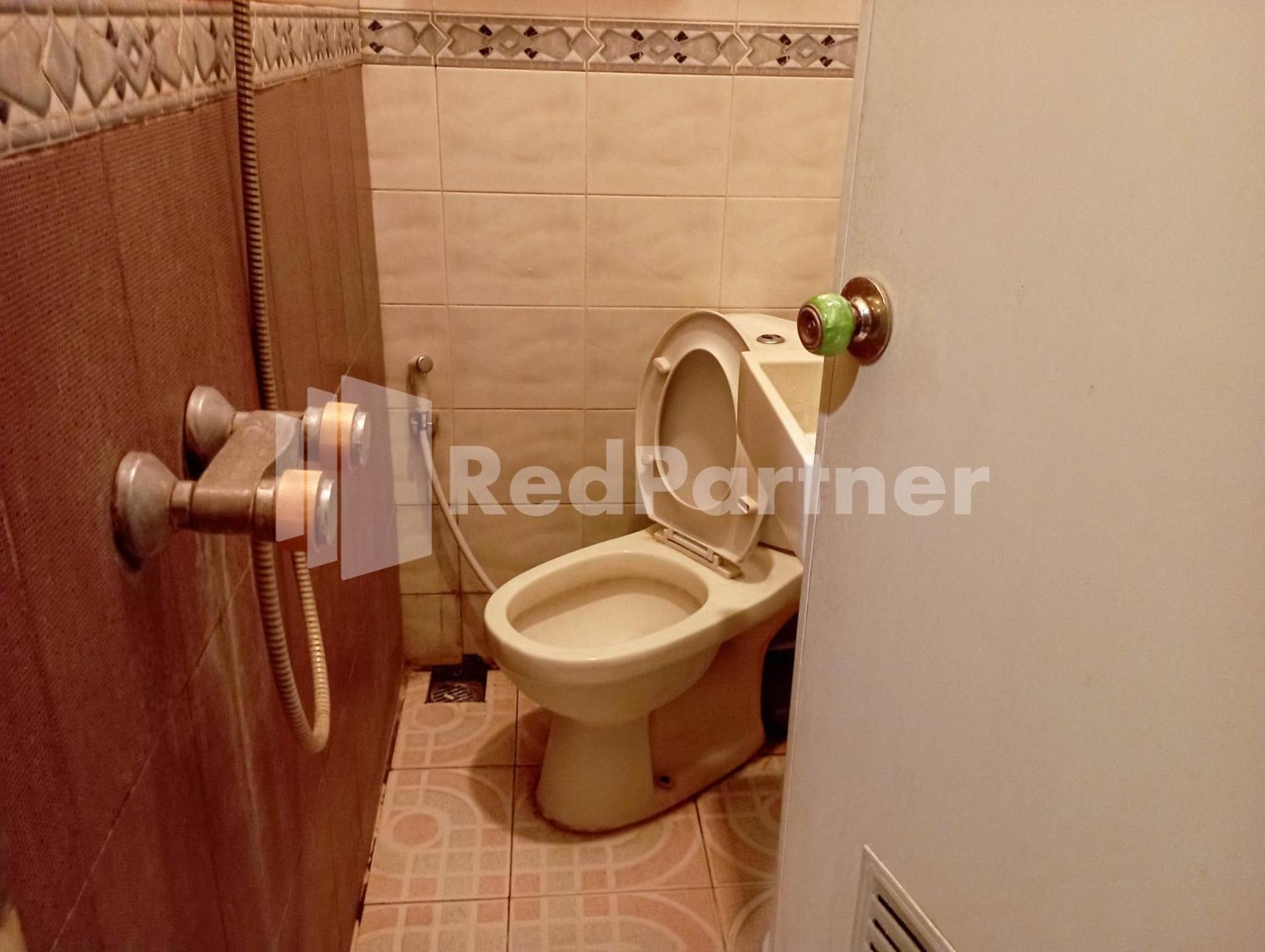 Nillo Hotel Kebumen Mitra Reddoorz Exteriör bild
